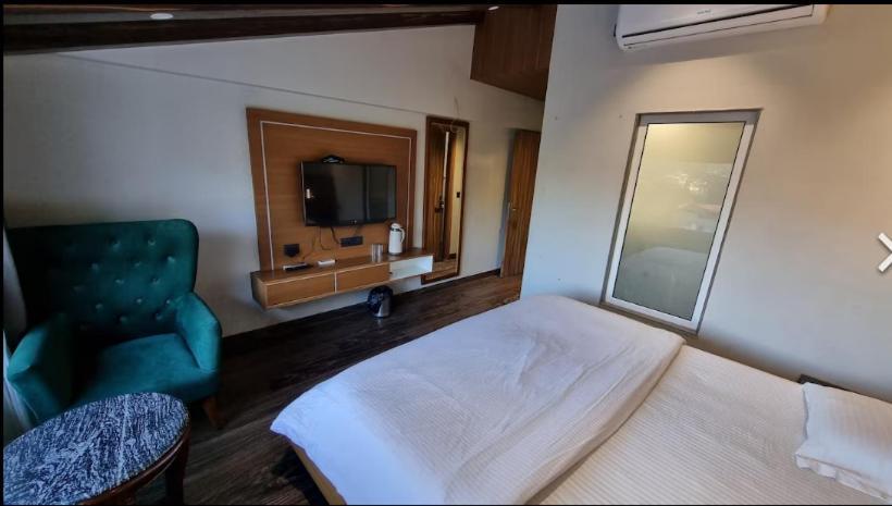 Deep Hotel Mussoorie Luaran gambar
