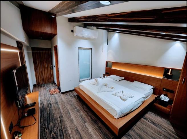 Deep Hotel Mussoorie Luaran gambar