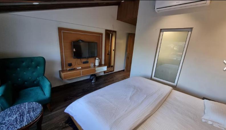 Deep Hotel Mussoorie Luaran gambar
