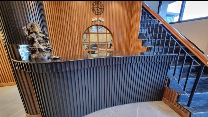 Deep Hotel Mussoorie Luaran gambar