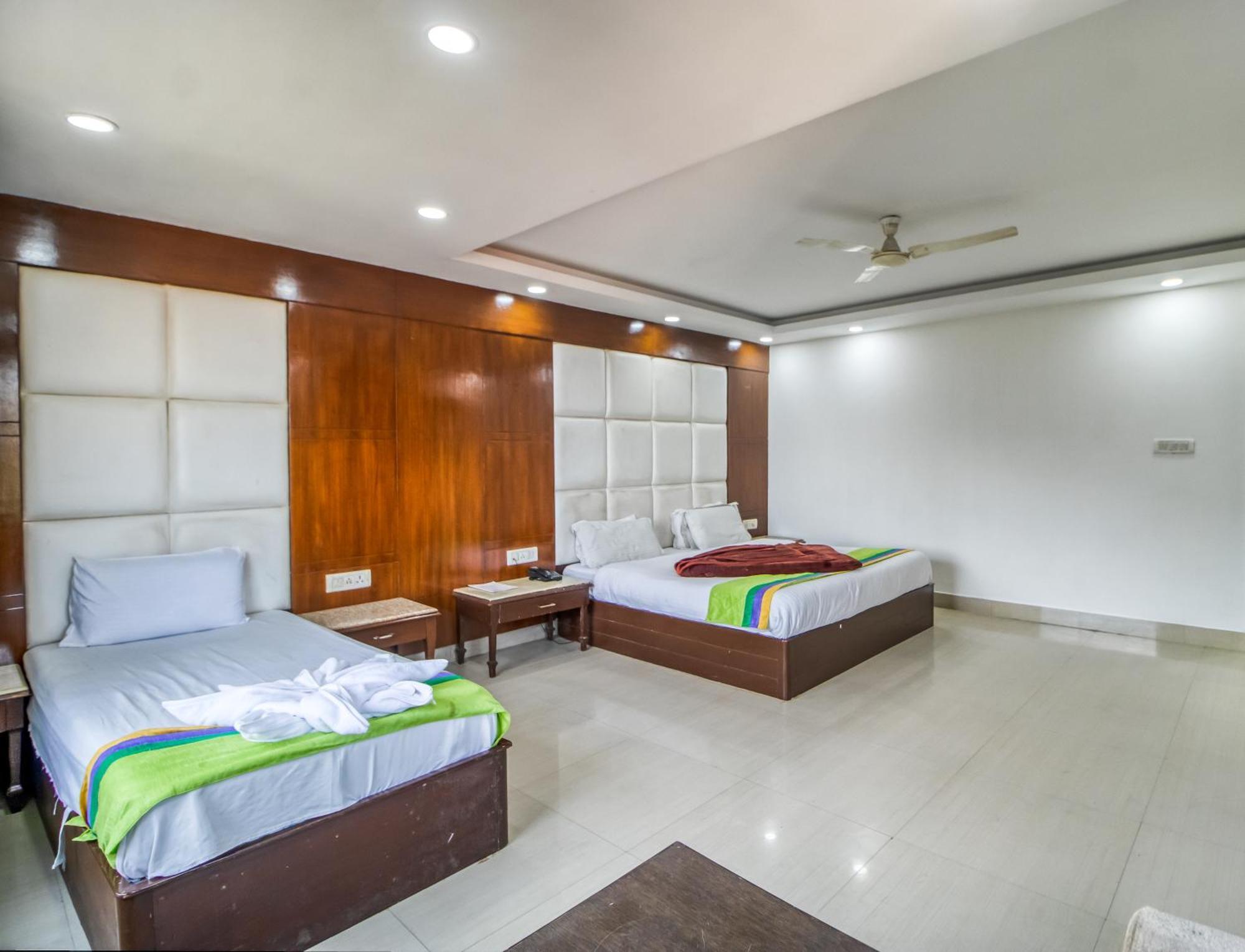 Deep Hotel Mussoorie Luaran gambar