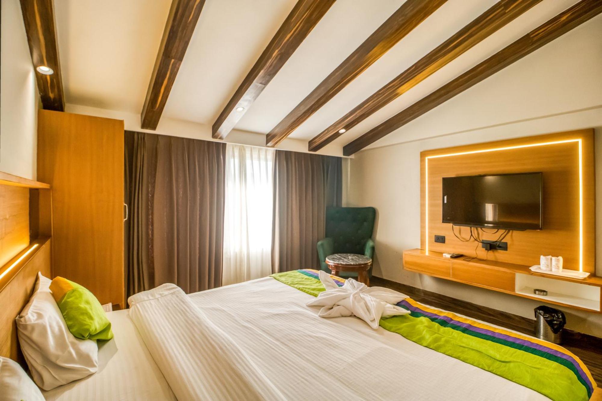 Deep Hotel Mussoorie Luaran gambar